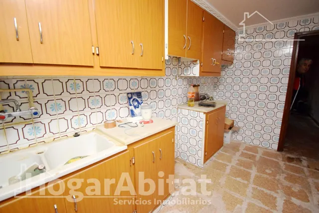 ¡GRAN OPORTUNIDAD! DOS CASAS CON TERRAZA Y BALCÓN — 11
