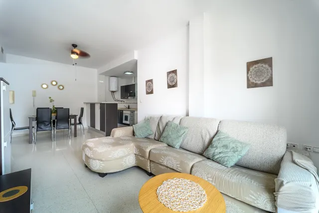 Estupendo piso en venta ubicado en Castell de Ferro — 12