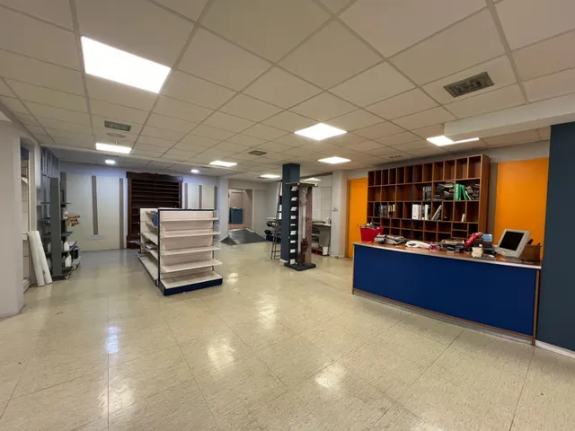 Local comercial en el centro de Ponferrada con múltiples opciones — 7