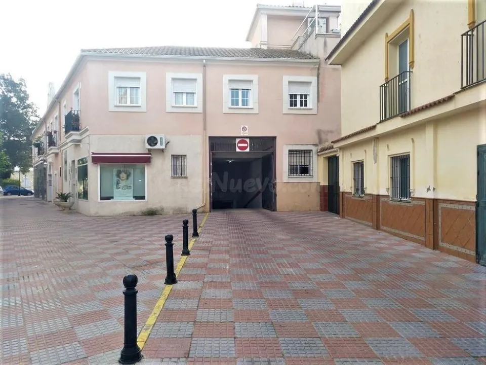 Venta de Garaje en Tomares - Sevilla