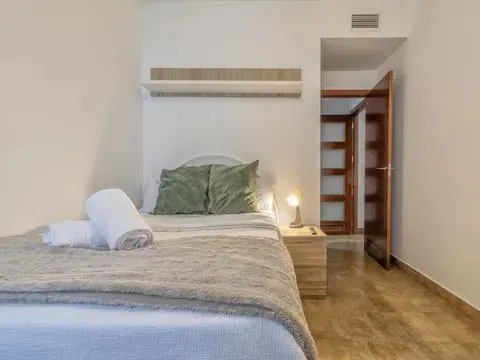 Apartamento con licencia turística en huerta de la reina — 9