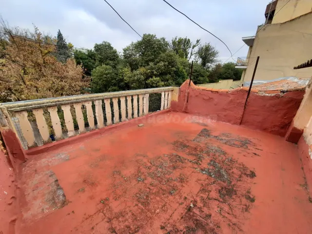 CASA PARA REFORMAR FRENTE AL PARQUE — 2