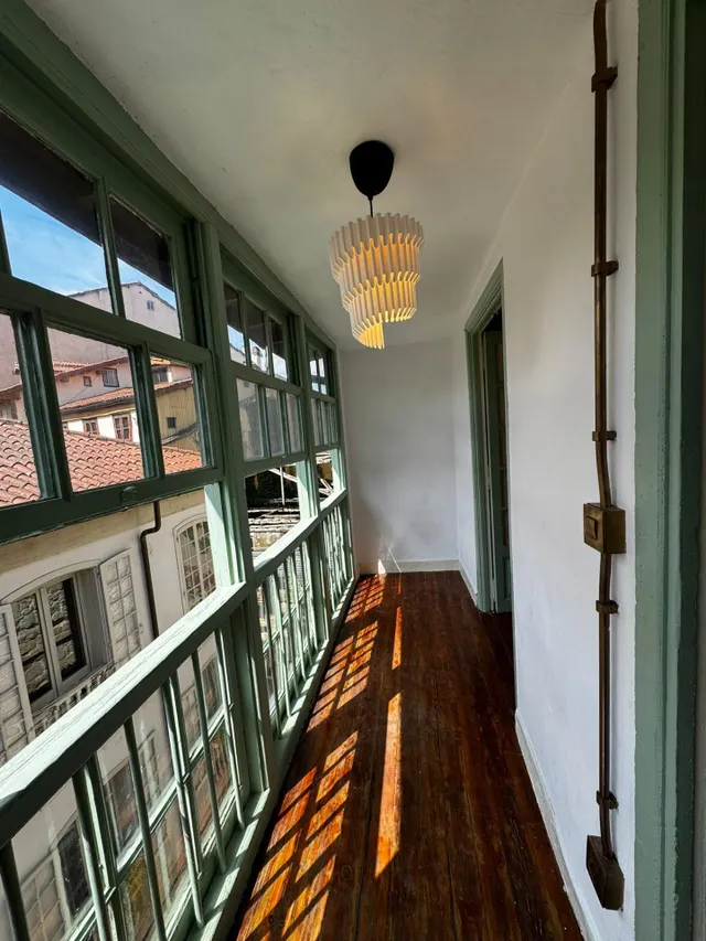 CUATRO habitaciones DISPONIBLES EN ESTE AMPLIO PISO EN PLENO CASCO VIEJO DE OURENSE (CONTRATO TEMPORAL) — 28