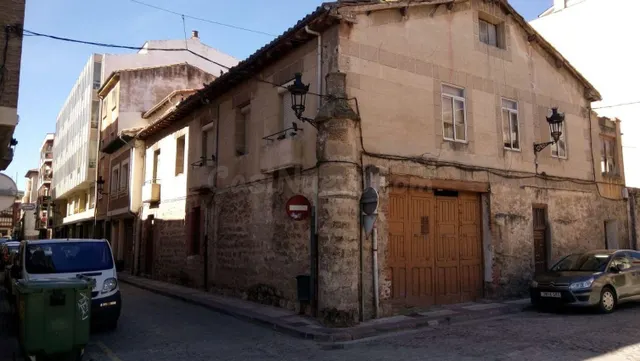 CASA CON GRAN POTENCIAL EN EL CASCO ANTIGUO DE BRIVIESCA