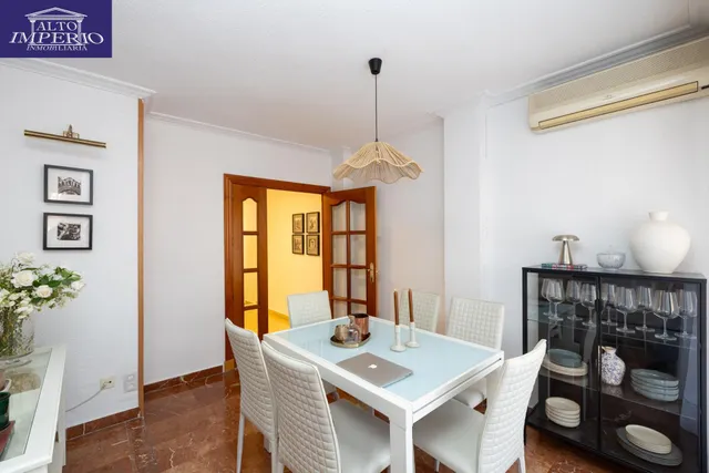 Piso y cochera en venta junto Acera de Darro. — 14