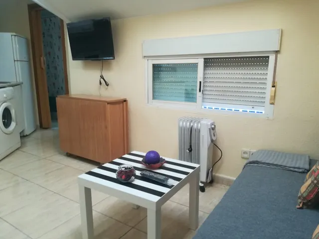 Apartamento con encanto junto a Sol · Sexta planta con ascensor · 258.000 € — 9