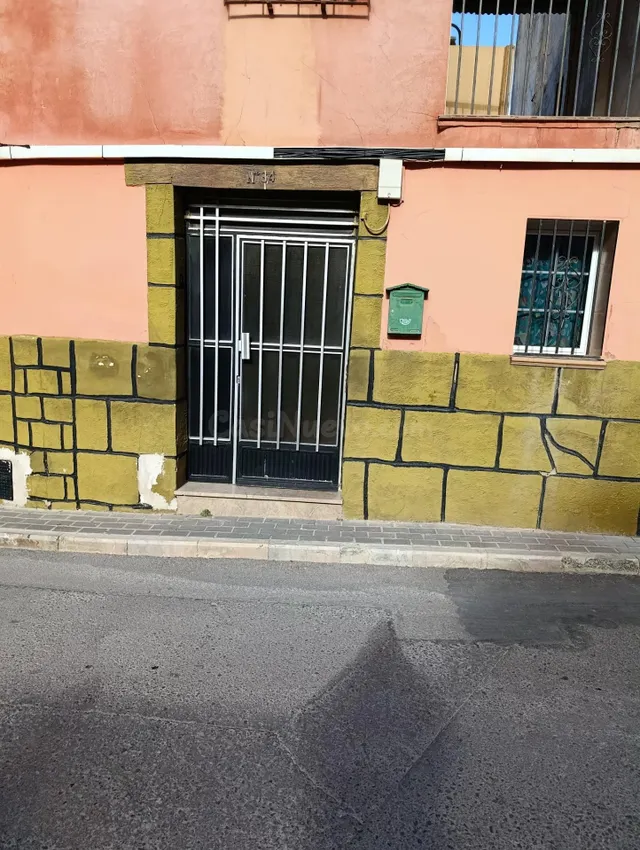 Encantadora Casa de Pueblo en el Corazón de Cehegín - foto 4