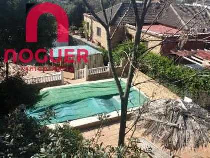 CHALET EN LA COLINA — 11