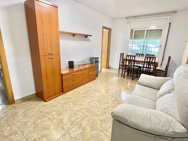 Planta Baja Espaciosa y Acogedora en Ca N'Anglada, Terrassa  - foto 2