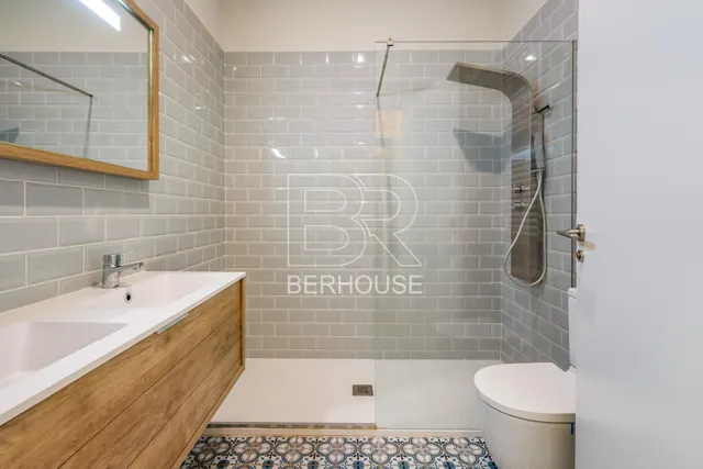 Piso con jardín privado en finca catalogada - Teià centro — 32