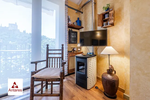 Espectacular casa con vistas directas a la Alhambra y Licencia Turística Activa en el Albaicín — 32