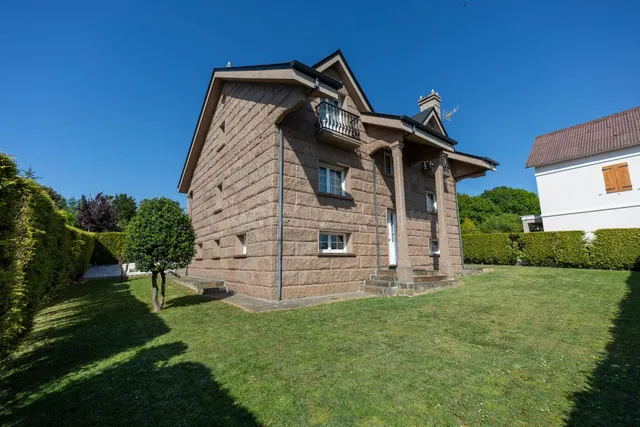Exclusiva vivienda en Oleiros - foto 5