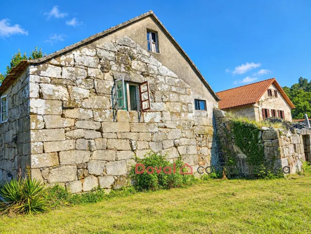 Casa para reformar en As Neves de piedra gallega – Amplio terreno y múltiples posibilidades — 3