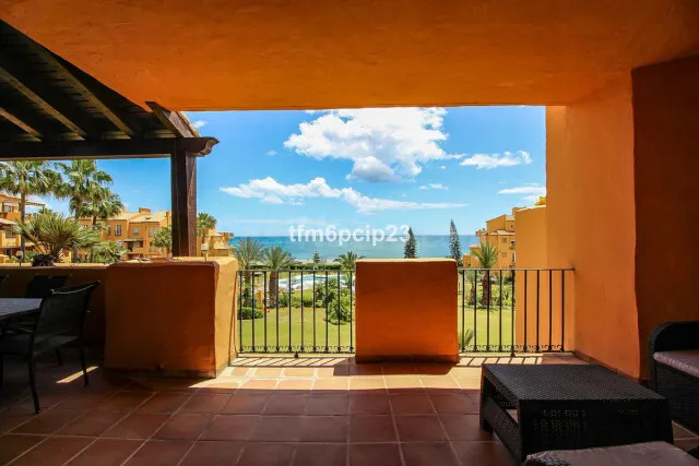 Apartamento en Alquiler en Duquesa, La Málaga - foto 2