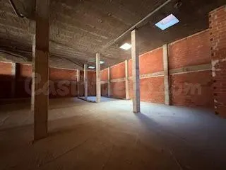 Local comercial de 850 metros en zona Estación-Universitat - foto 3