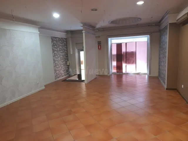 Excelente y amplio local !!! - foto 3
