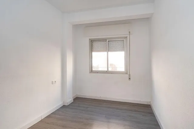 Piso de 2 dormitorios en San Andrés, Murcia — 9