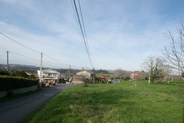 PARCELA DE 721M2 EN BRIBES, CAMBRE — 9