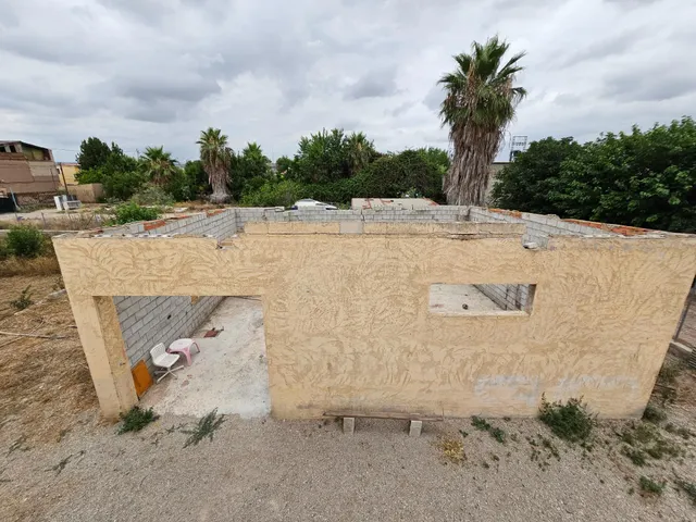 VIVIENDA CON TERRENO — 23