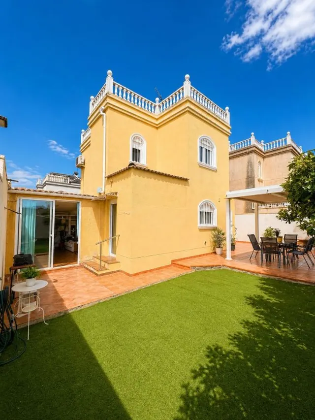 Villa 3 habitaciones 86m² en venta - Parque las naciones — 43