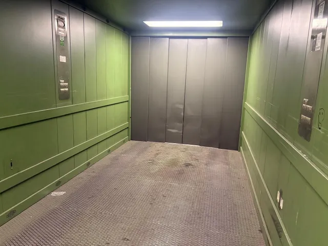 Plaza de parking — 6