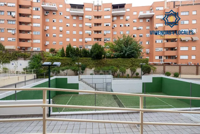 Piso de dos dormitorios en Sanders, en urbanización privada con piscina, pistas de padel, plaza de garaje y trastero — 28