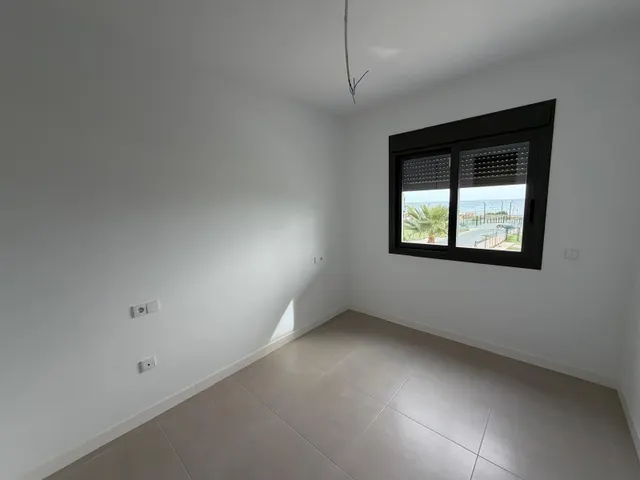 Piso con vista al Mar 300 m del mar. El residencial es el lugar perfecto para disfrutar de la vida frente al mar — 11