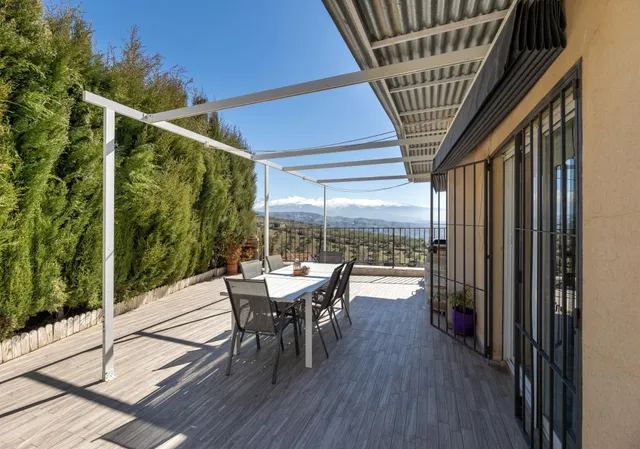 Bonita Casa en Nivar — 5