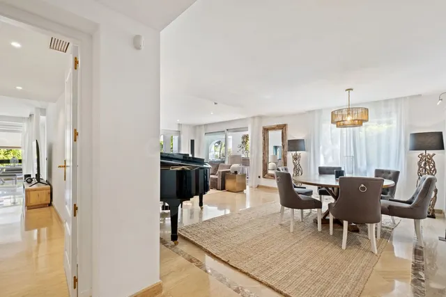 Apartamento 1 habitación 245m² en venta - Marbella — 4