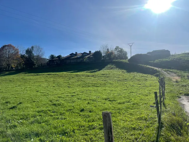 AMPLIO TERRENO CON LICENCIA Y PROYECTO  LISTO PARA EDIFICAR  CASA INDEPENDIENTE — 10