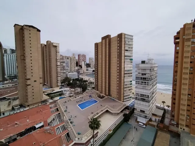 Gran Atico con vistas panoramicas al mar y Benidorm a unos pasos de playa Levante. — 44