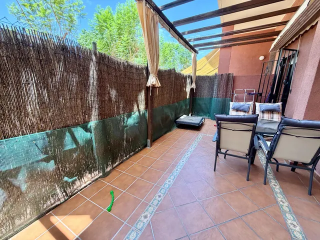 BAJO DE 3 DORMITORIOS CON TERRAZA DE 25 M2, PATIO, GARAJE, TRASTERO Y PISCINA EN MARÍA LA JUDÍA — 19