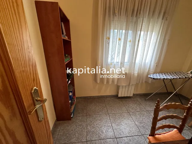 Chalet a la venta en Cocentaina, Alicante. — 16