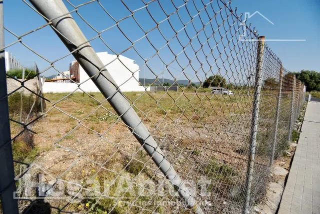 TERRENO URBANO EN LA AV DE SERRA D'ESPADÁ — 6