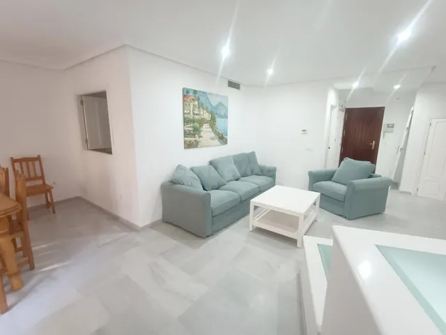 Amplio Duplex en el Barrio Santa María — 2