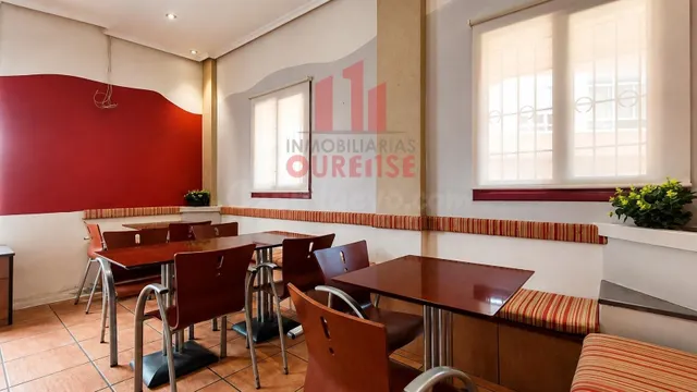 LOCAL ACONDICIONADO COMO CAFETERÍA EN LA ZONA DE CAMELIAS. - foto 3