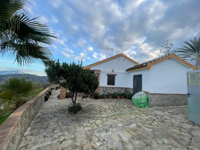 PRECIOSA FINCA RUSTICA CON ESPECTACULARES VISTAS — 7