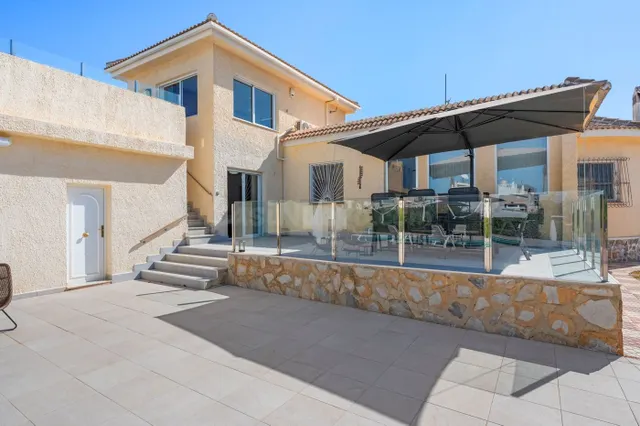 Villa 3 habitaciones 250m² en venta - Centro de la Ciudad Quesada — 13