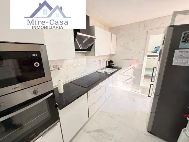 Amplia y Reformada Planta Baja en Carrús Este, Elche por solo 129,000€ — 2