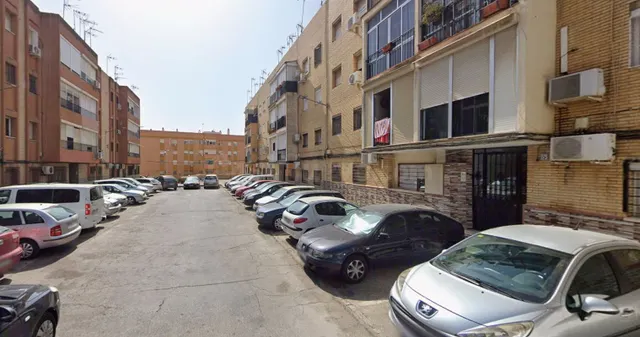 Venta piso en Alcalá de Guadaira (Sevilla) — 2