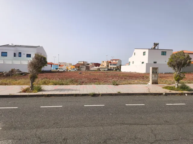 2 Terrenos urbanizables en Pozo Izquierdo — 14