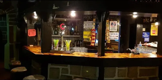 LOCAL EN PUERTO DE LA CRUZ — 4