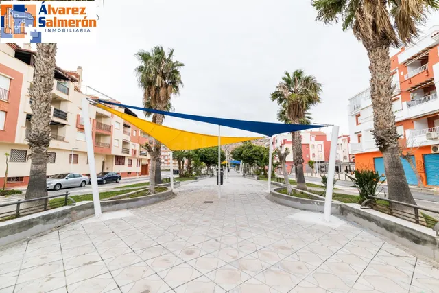 EXCEPCIONAL OPORTUNIDAD, PISO EN CALAHONDA. - foto 2