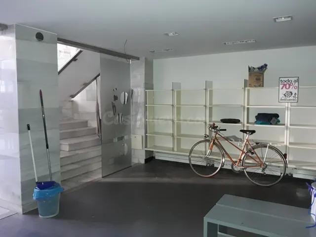 SE VENDE AMPLIO LOCAL EN SORIA