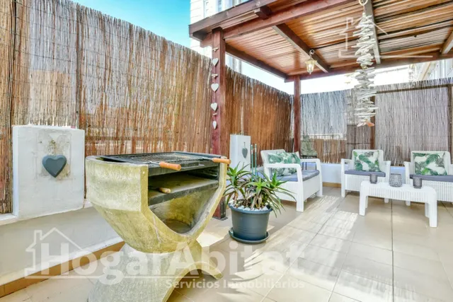 Reformado con terraza y licencia turística junto al mar — 6