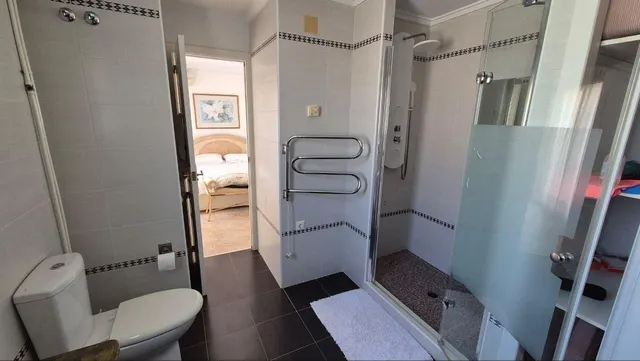 Casa o chalet independiente en venta en Calle Panticosa, 4 — 22