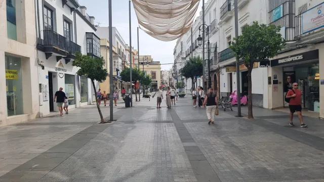 Local con proyecto de transformación en dos viviendas indepe - foto 5