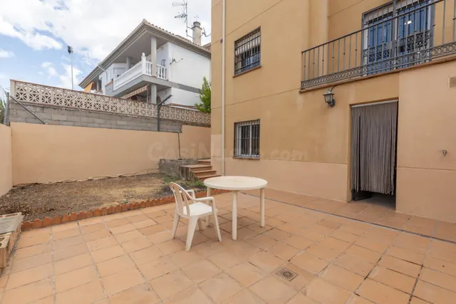 Alquiler de casa pareada en la mejor zona de Gojar - foto 5