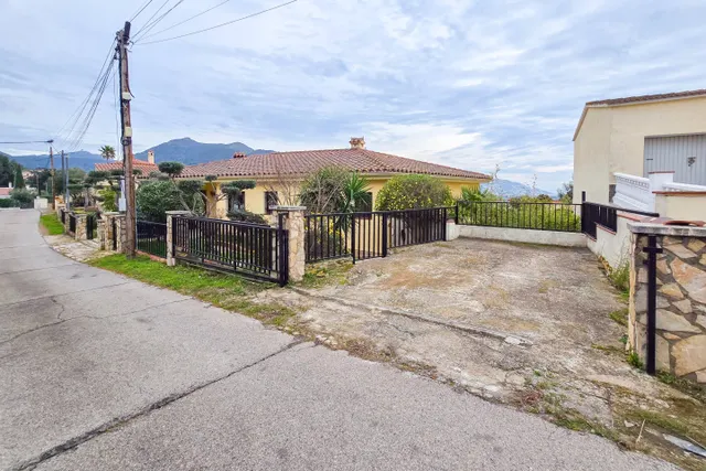 Exclusiva Casa en Mas Fumats con Vistas a la Badía de Rosas — 49