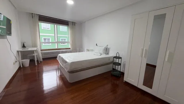 MARAVILLOSO PISO DE ALQUILER POR TEMPORADA EN PLENO CENTRO D - foto 4